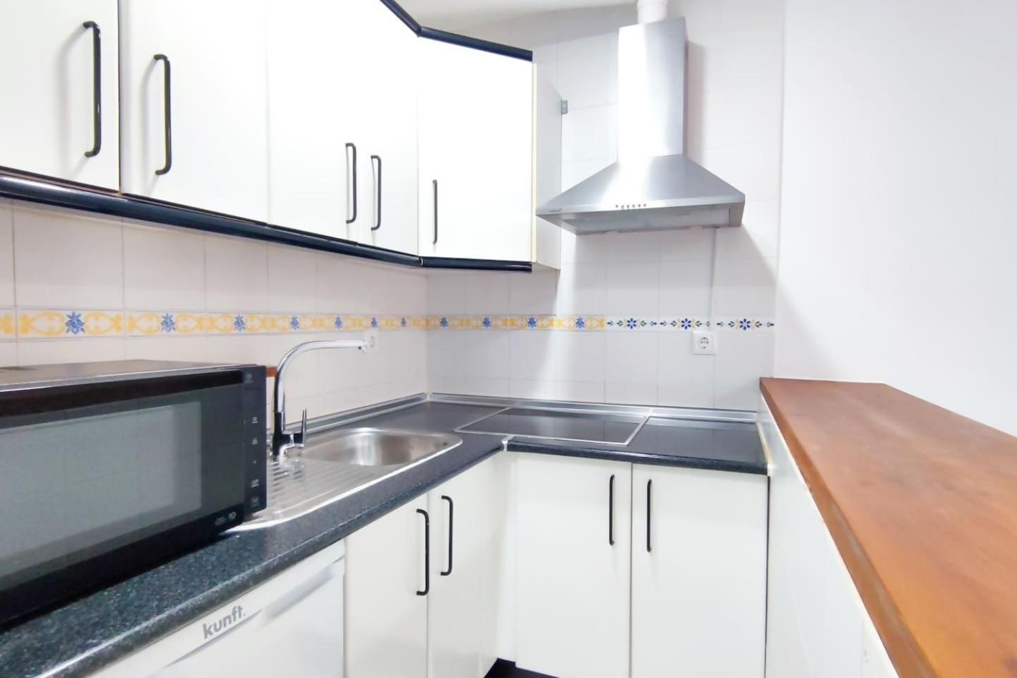 Fantastico Apartamento Totalmente Renovado Torre Del Mar Dış mekan fotoğraf